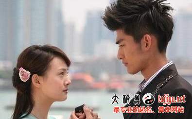 天蝎座男生女生喜歡一個(gè)人的表現(xiàn)