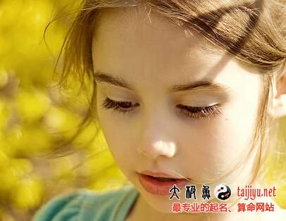 曹姓女寶寶起名大全