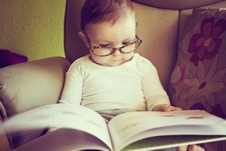 如何給寶寶起個體制內風格的名字?